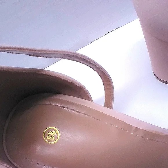 Cream Heels - Picture 4 of 7